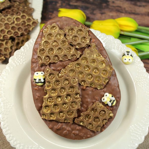 Easter Honeycomb Filled Chocolate Egg Bar